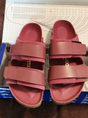 Birkenstock Uji Soft Footbed Sandals in Wine Sz 37 NIB